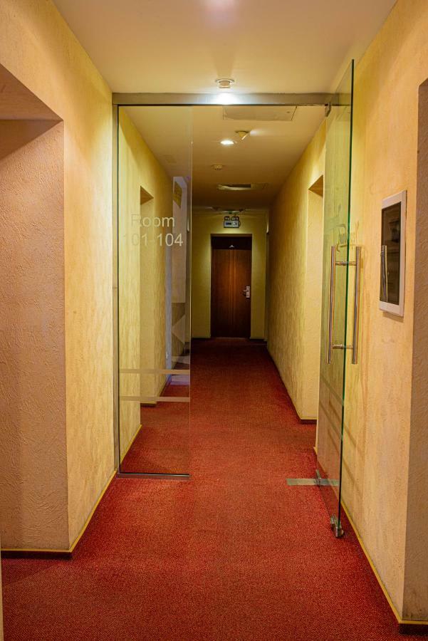 Jeppesen Residence อัลมาตี ภายนอก รูปภาพ